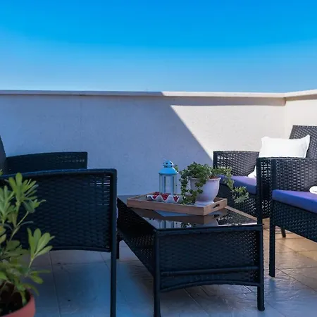 Apartment Helena Lux